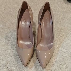 GUCCI Pink Nude Patent Bamboo Heel Pumps